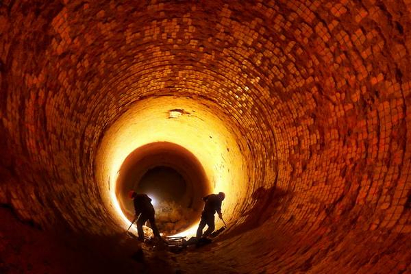 回轉(zhuǎn)窯用堿性耐火磚的種類，哪種最合適？